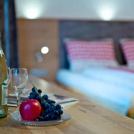 Landgasthof Lusenblick 3*