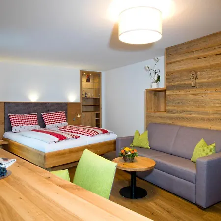 Landgasthof Lusenblick 3*