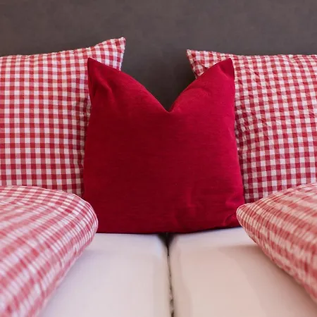 Landgasthof Lusenblick Hotel 3*